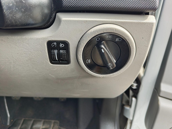 Used Volkswagen Beetle 2003 for sale - 75071012: Photo 54