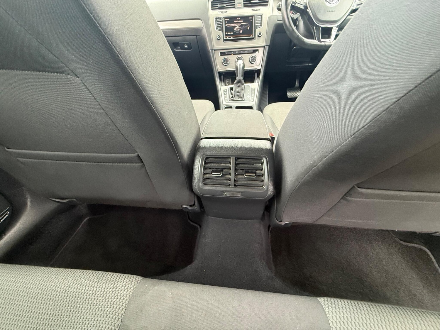 Used Volkswagen Golf 2015 for sale - 77737367: Photo 17