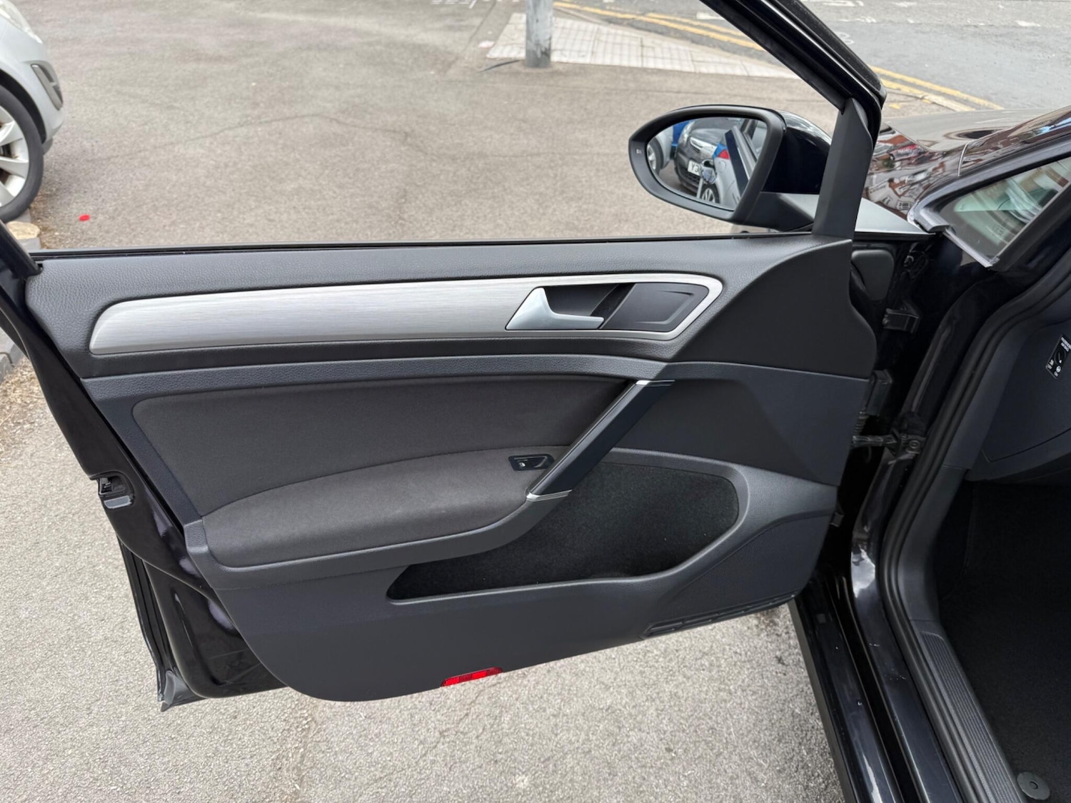 Used Volkswagen Golf 2015 for sale - 77737367: Photo 44