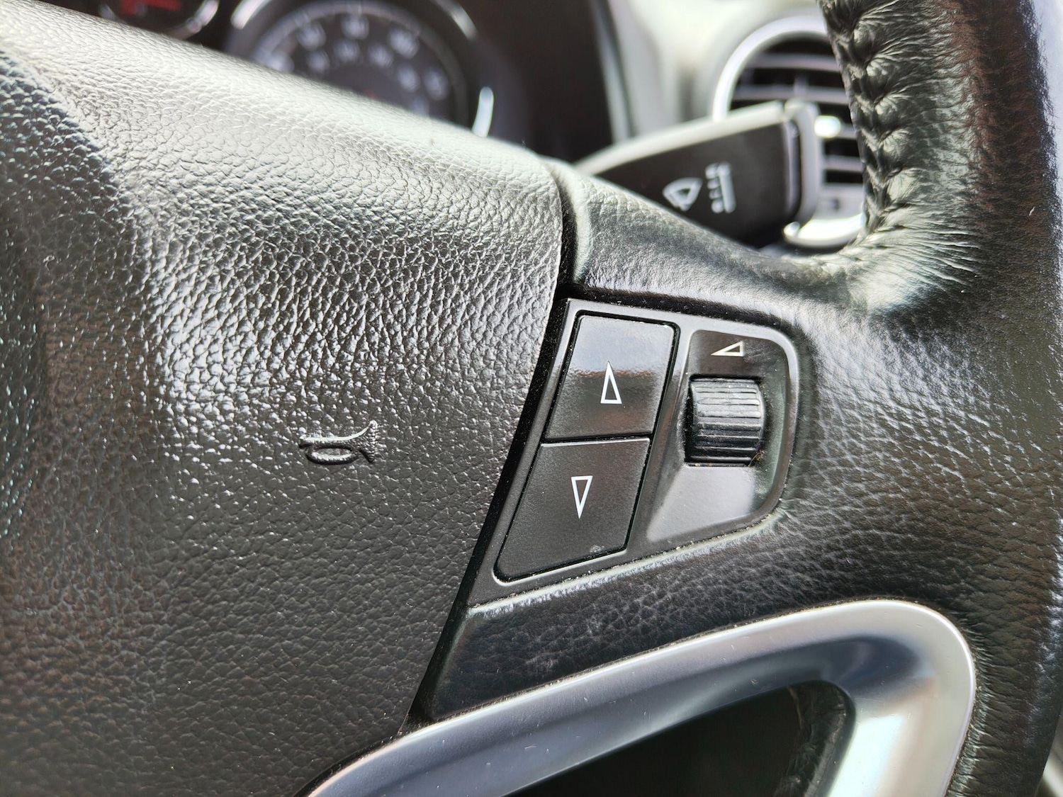 Used Vauxhall Antara 2012 for sale - 76898579: Photo 27