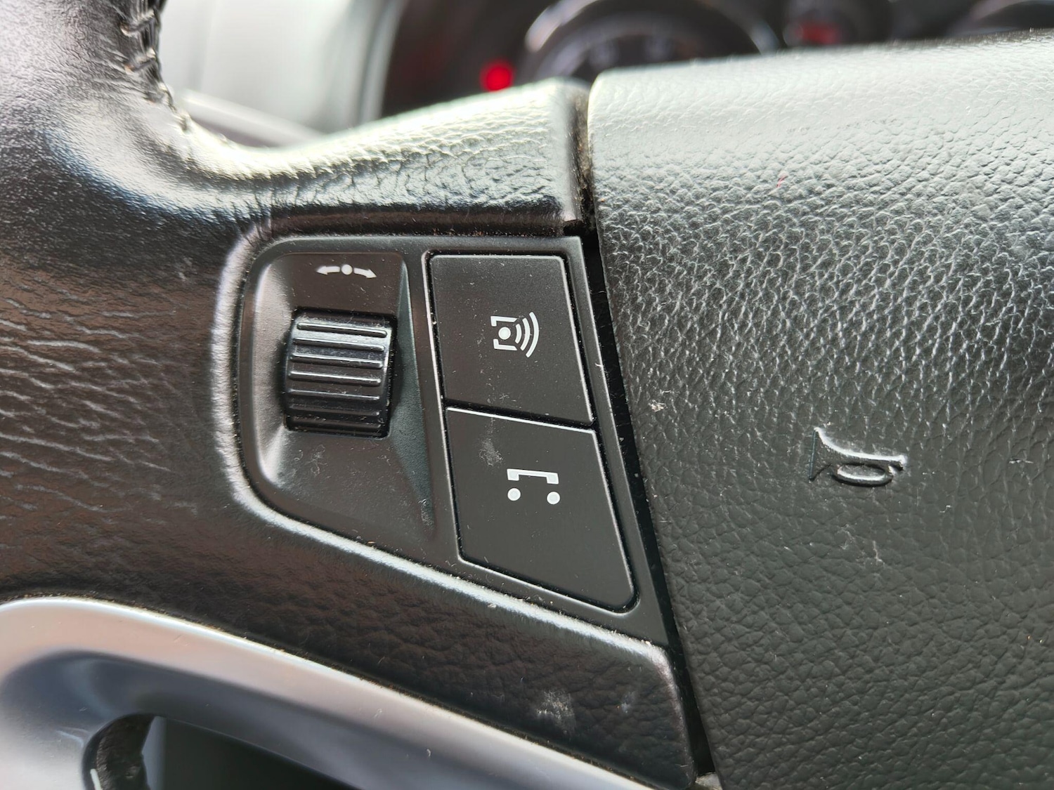 Used Vauxhall Antara 2012 for sale - 76898579: Photo 28