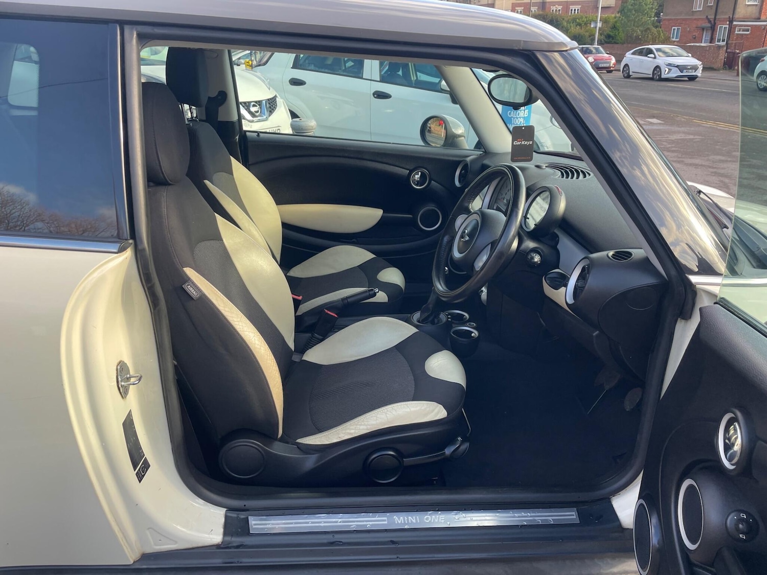 Used MINI Hatch 2008 for sale - 76765339: Photo 17