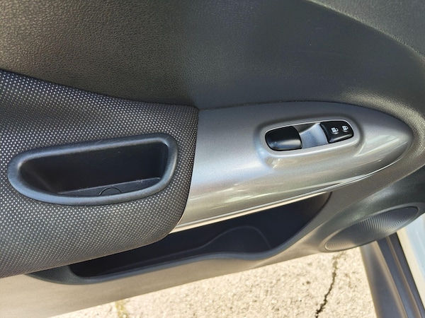Used Nissan Juke 2012 for sale - 76188888: Photo 38