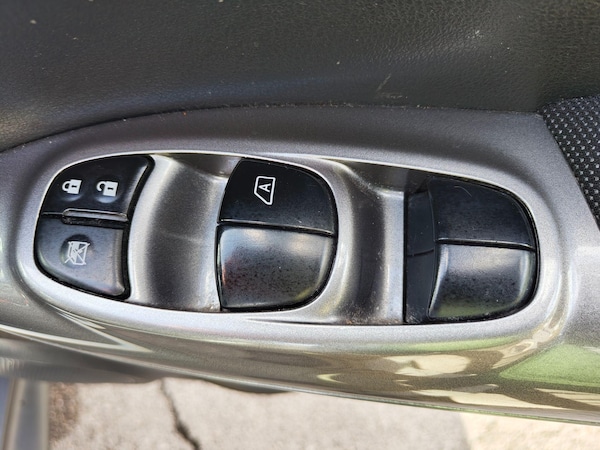 Used Nissan Juke 2012 for sale - 76188888: Photo 65