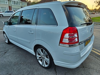 Used Vauxhall Zafira 2011 for sale - 76377503: Photo