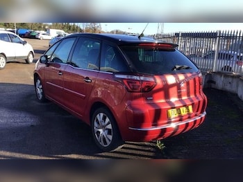 Used Citroen C4 Picasso 2013 for sale - 76765809: Photo