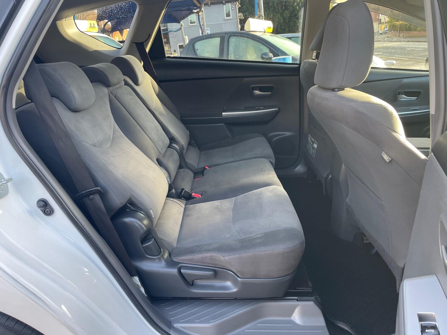 Used Toyota Prius 2019 for sale - 77120600: Photo 22