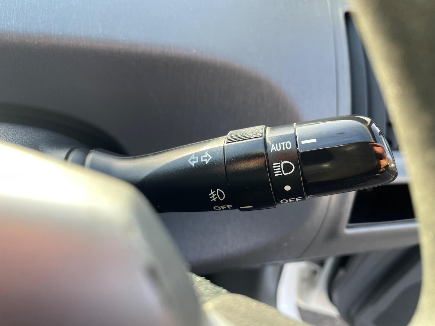 Used Toyota Prius 2019 for sale - 77120600: Photo 35