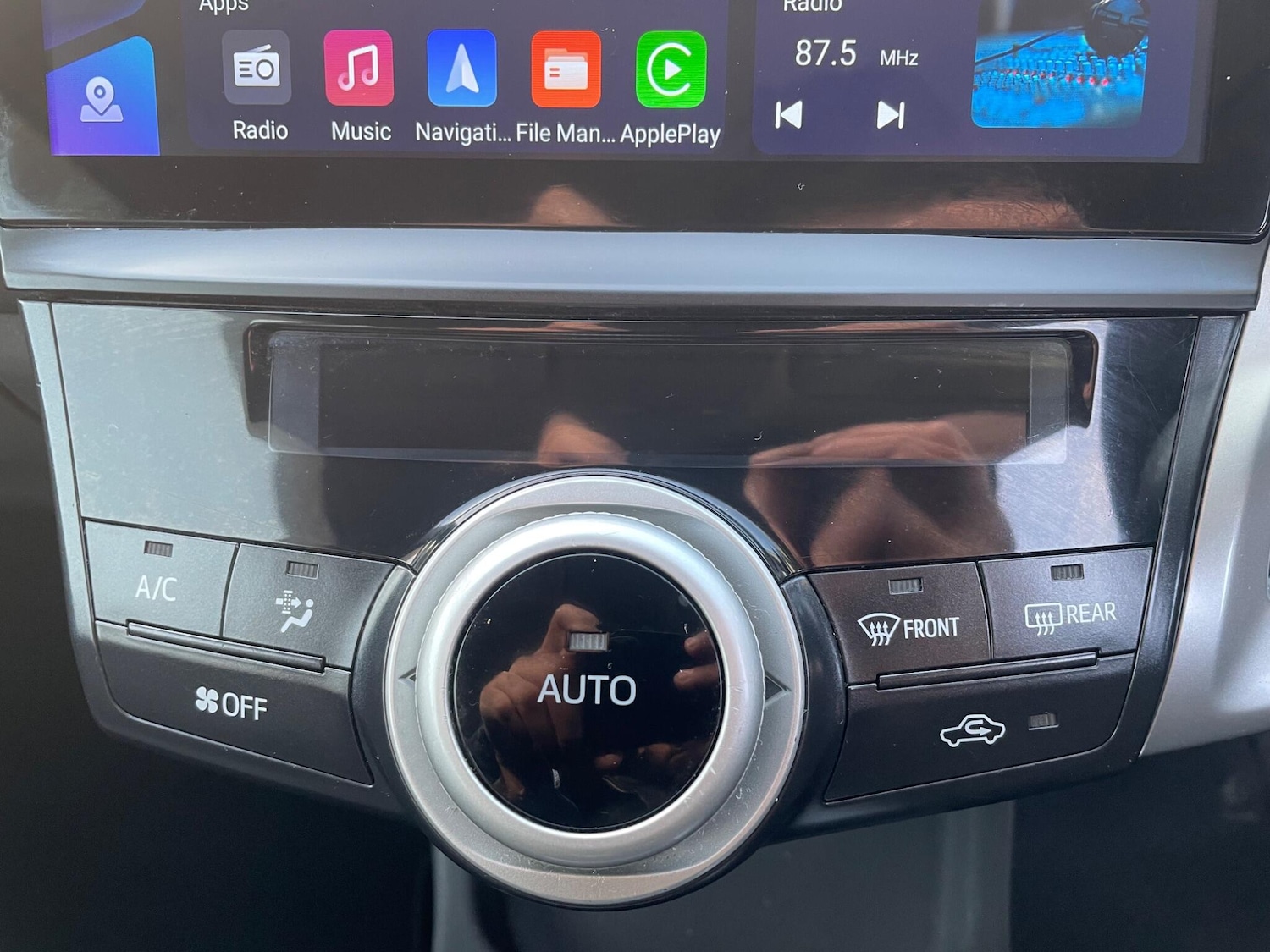 Used Toyota Prius 2019 for sale - 77120600: Photo 37