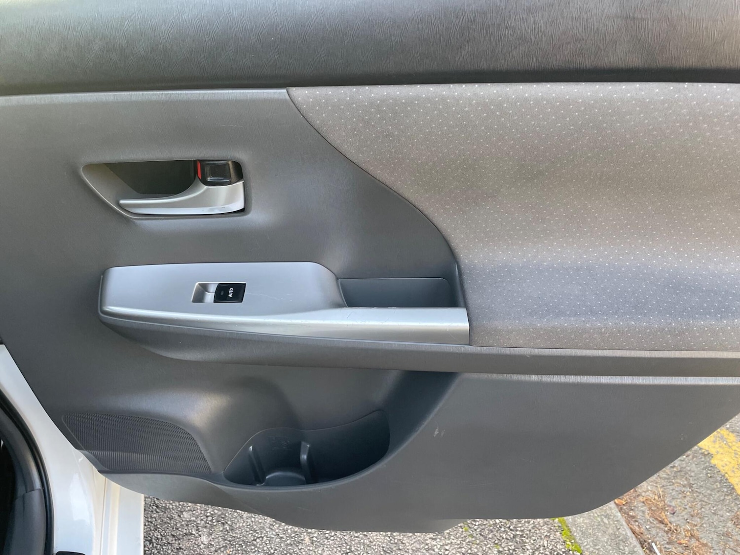 Used Toyota Prius 2019 for sale - 77120600: Photo 43