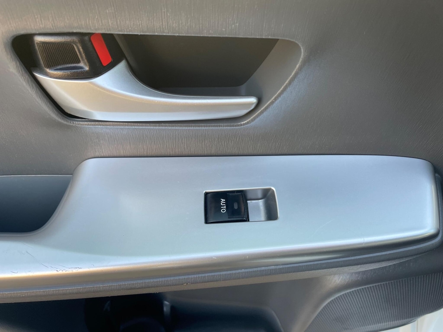 Used Toyota Prius 2019 for sale - 77120600: Photo 84