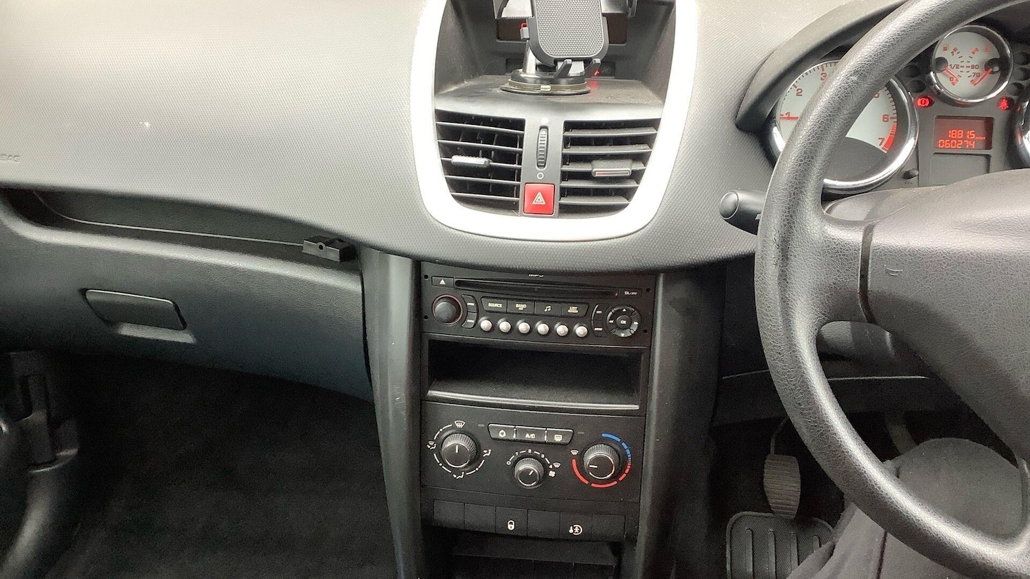 Used Peugeot 207 2009 for sale - 77190463: Photo 14