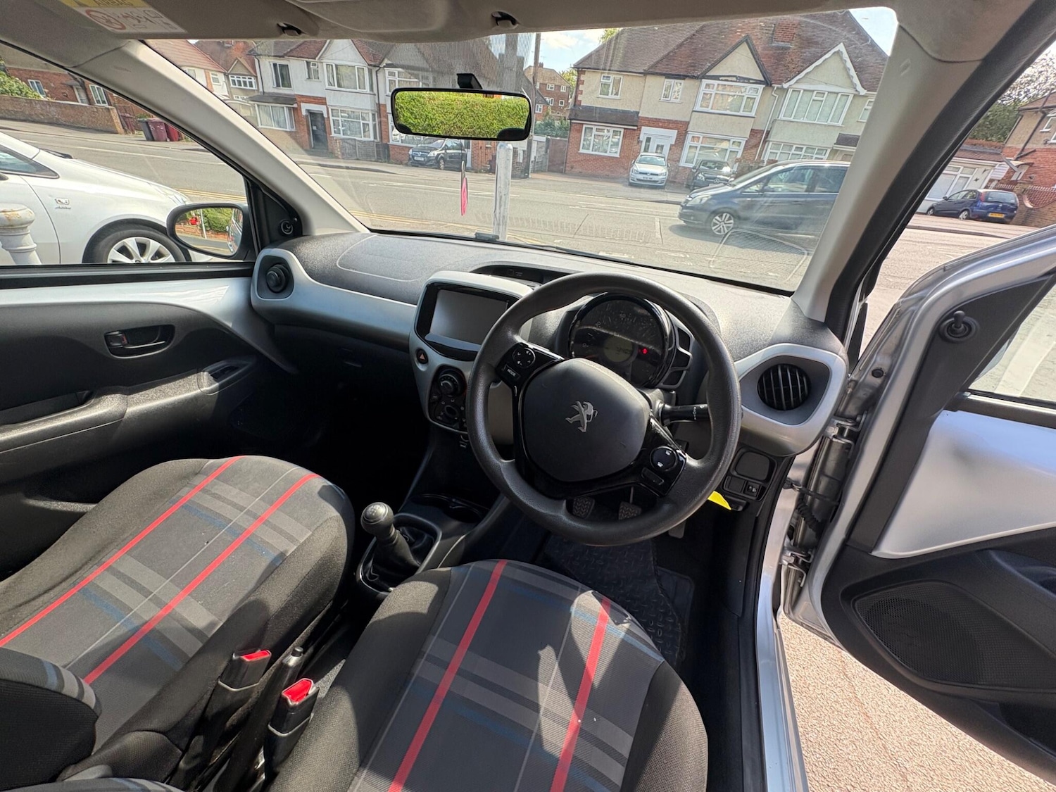 Used Peugeot 108 2015 for sale - 77016846: Photo 23