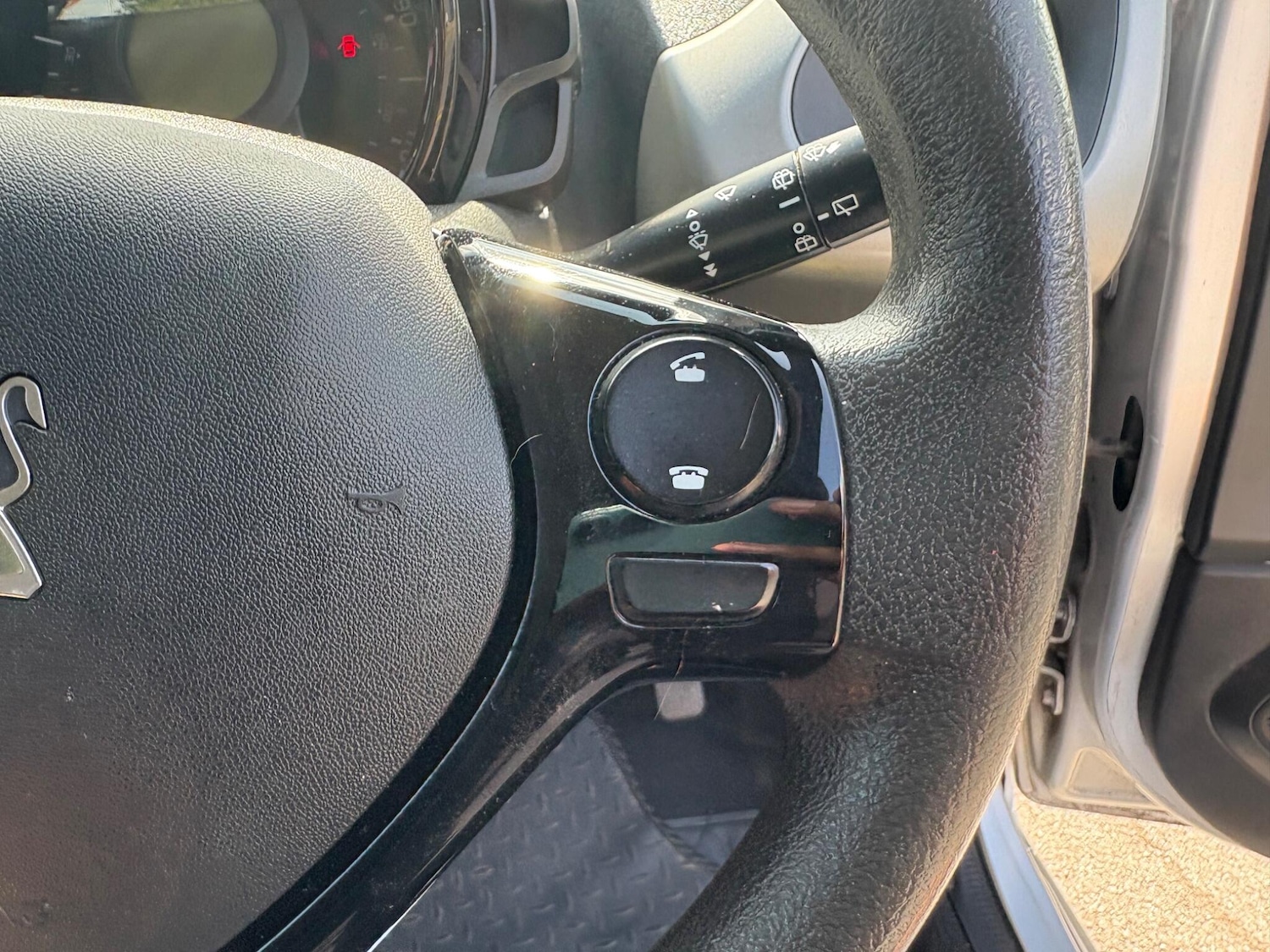 Used Peugeot 108 2015 for sale - 77016846: Photo 37