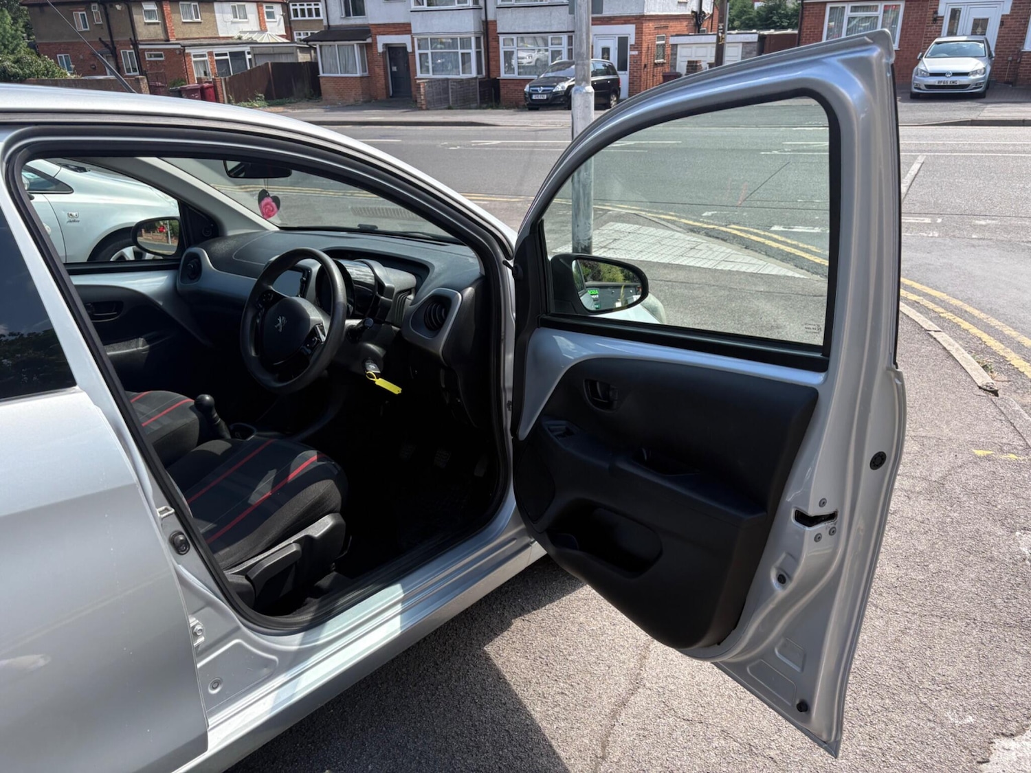 Used Peugeot 108 2015 for sale - 77016846: Photo 40