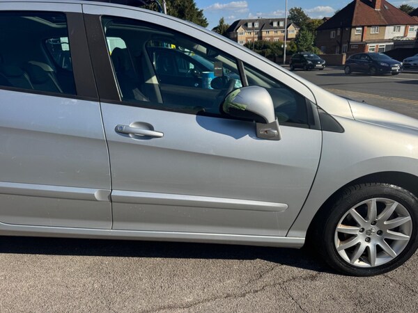 Used Peugeot 308 2009 for sale - 76024599: Photo 26