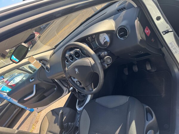 Used Peugeot 308 2009 for sale - 76024599: Photo 31