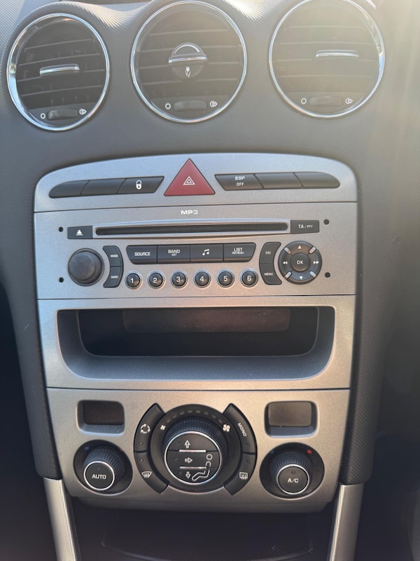 Used Peugeot 308 2009 for sale - 76024599: Photo 43