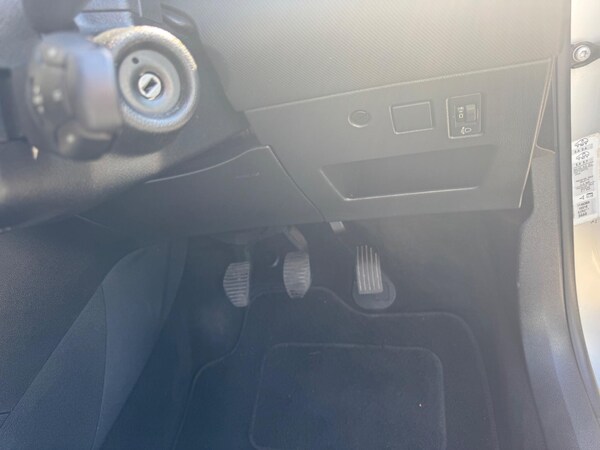 Used Peugeot 308 2009 for sale - 76024599: Photo 75