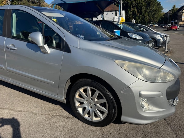 Used Peugeot 308 2009 for sale - 76024599: Photo 9
