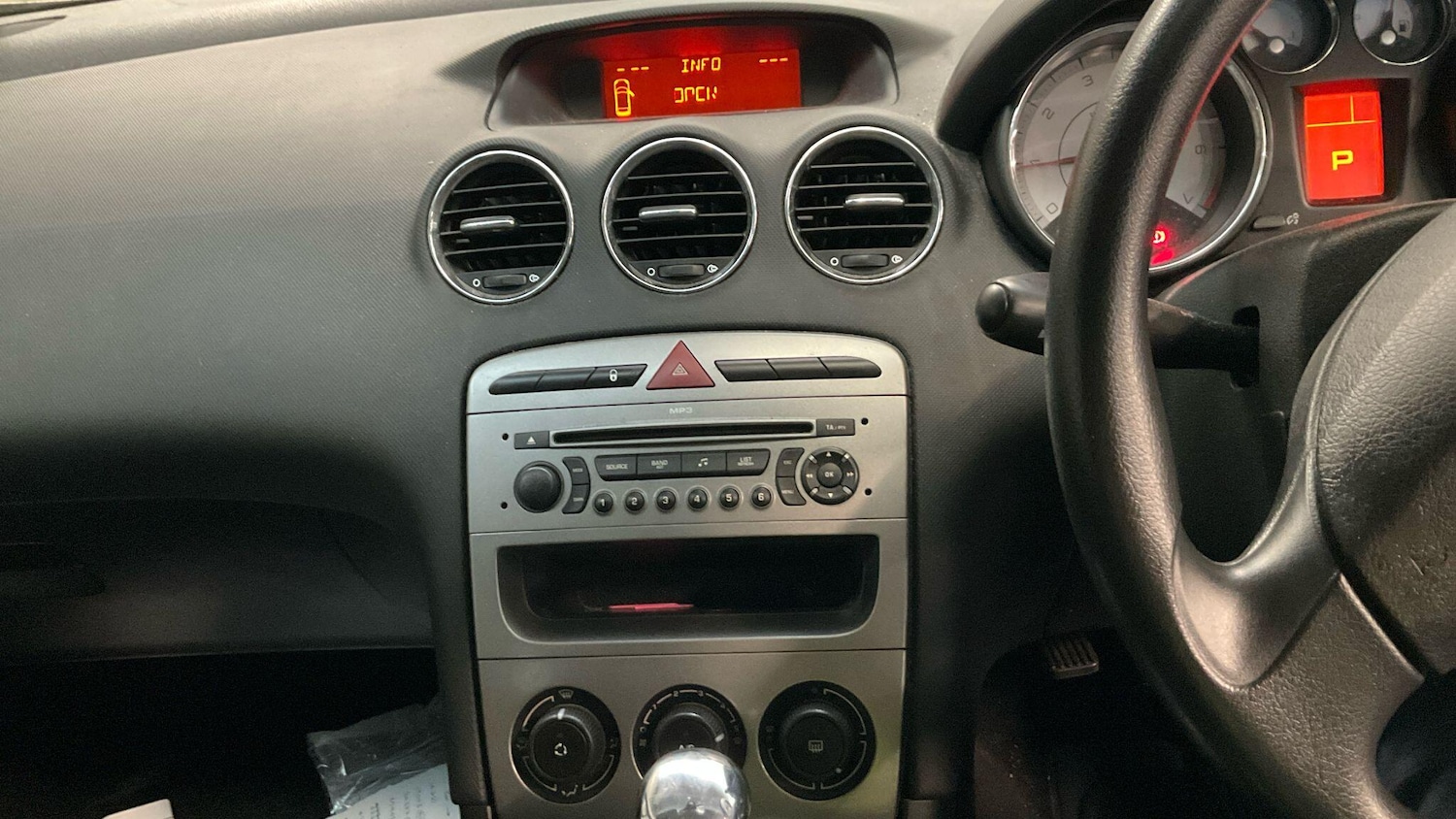 Used Peugeot 308 2009 for sale - 76965326: Photo 15