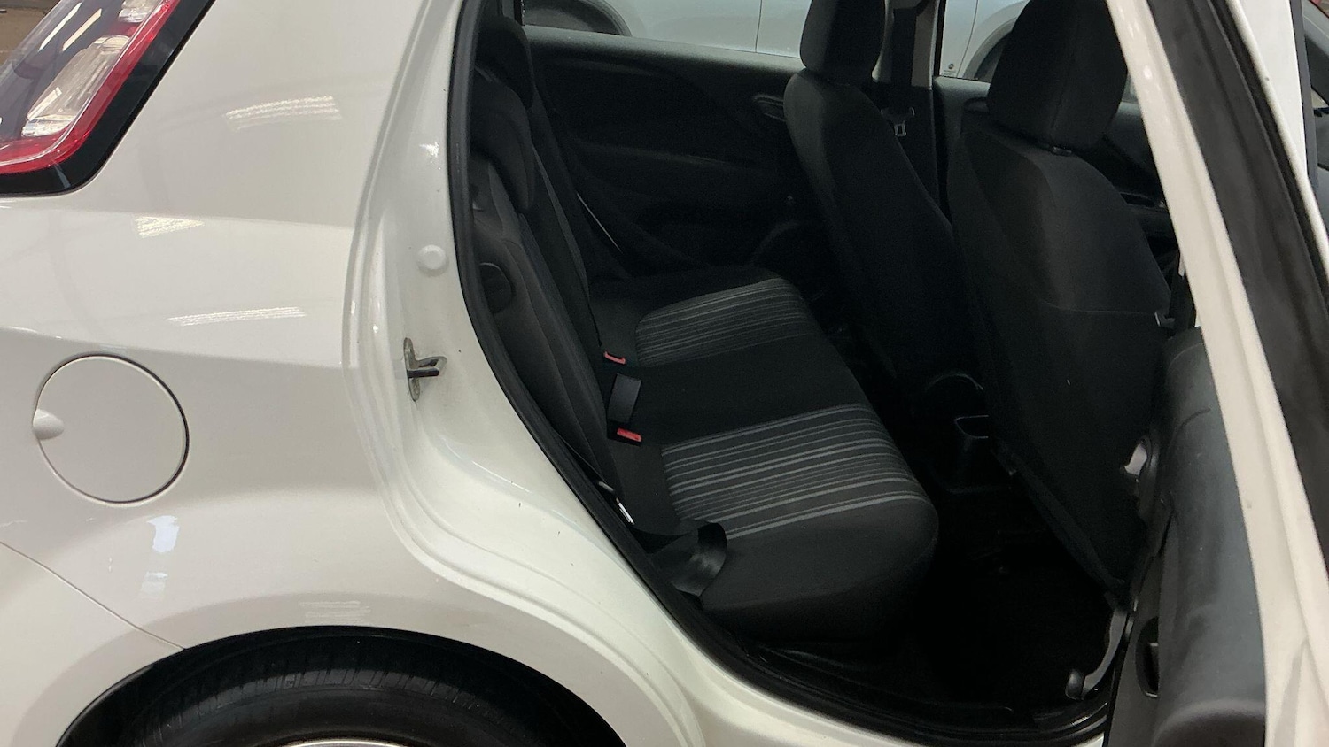 Used Fiat Punto Evo 2010 for sale - 76378090: Photo 32