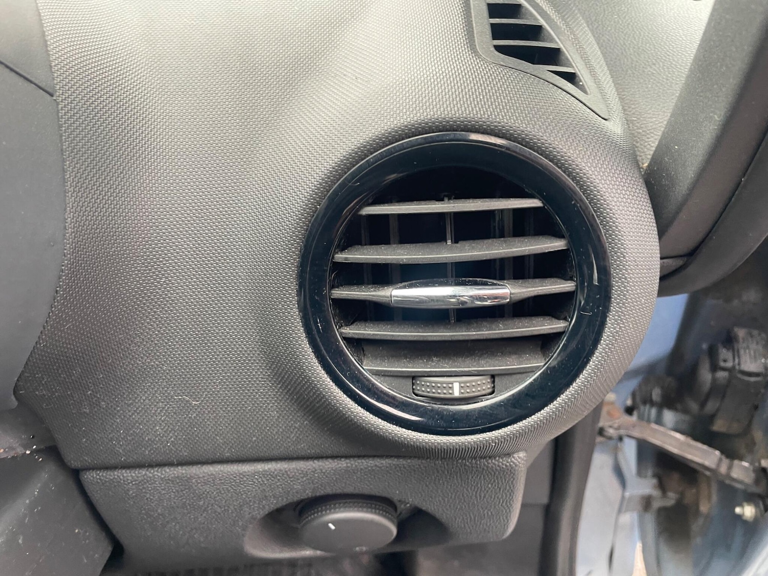 Used Vauxhall Corsa 2007 for sale - 77305626: Photo 32