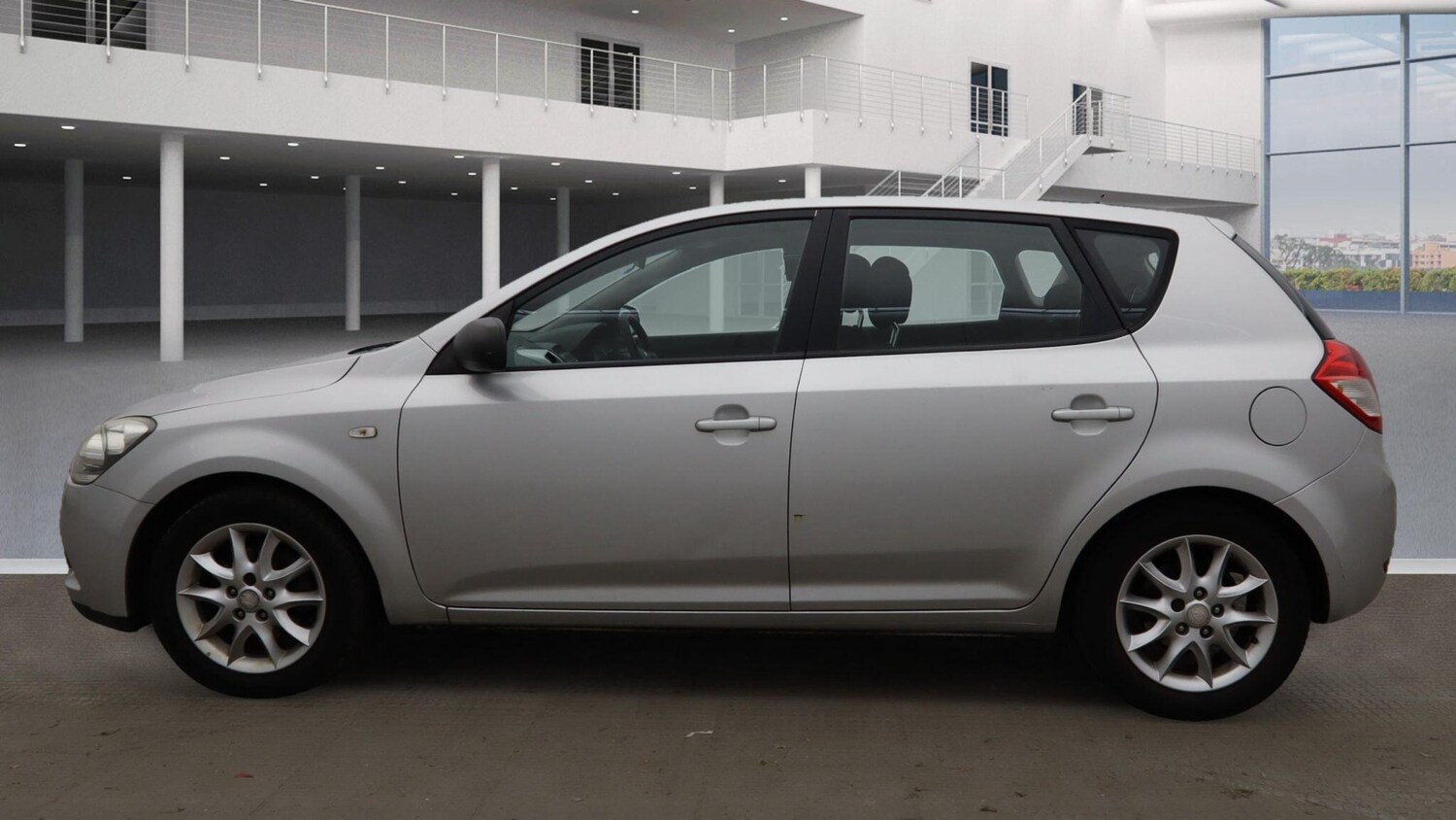 Used Kia Ceed 2010 for sale - 76561584: Photo 14