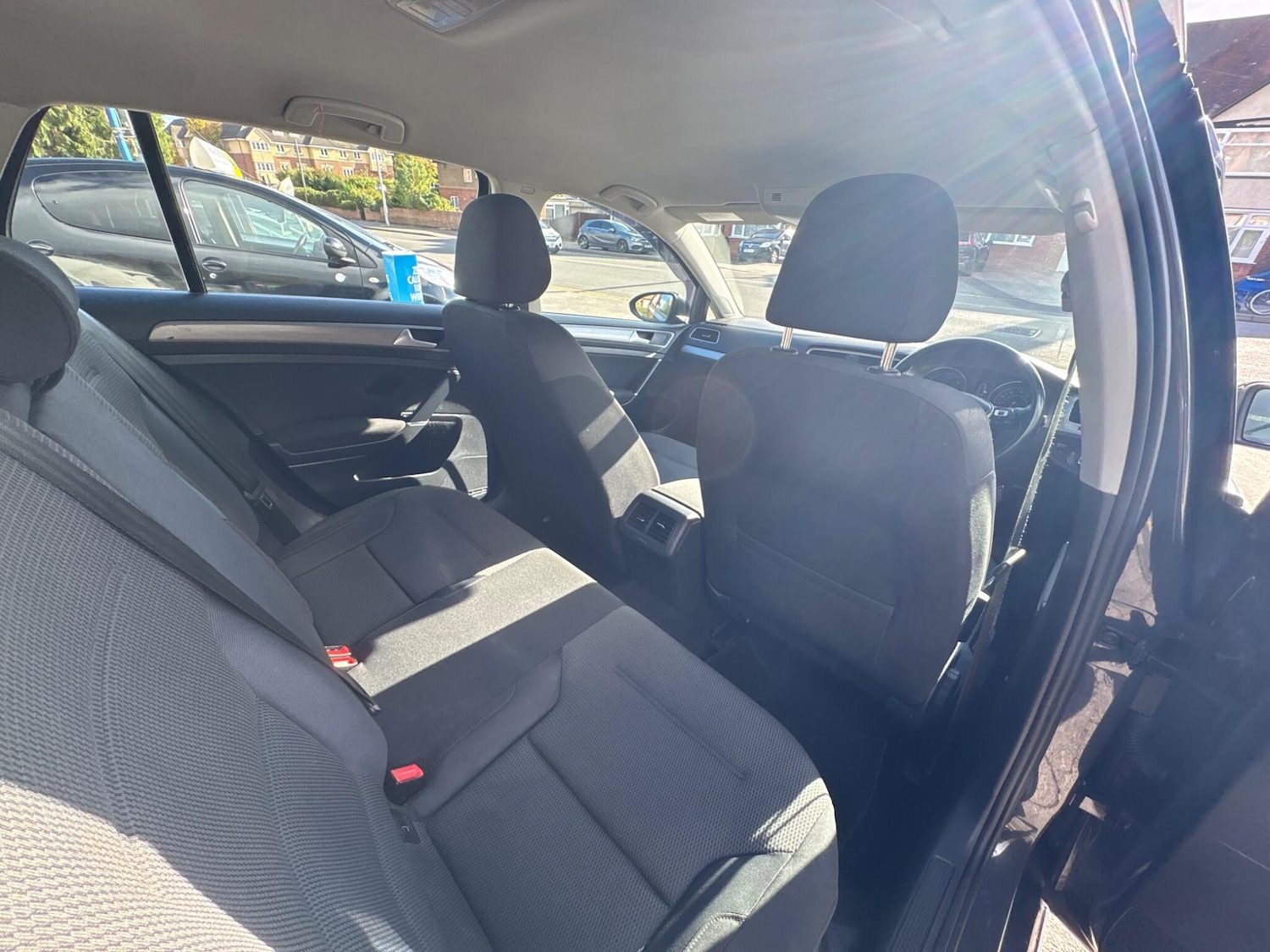 Used Volkswagen Golf 2014 for sale - 76370161: Photo 32