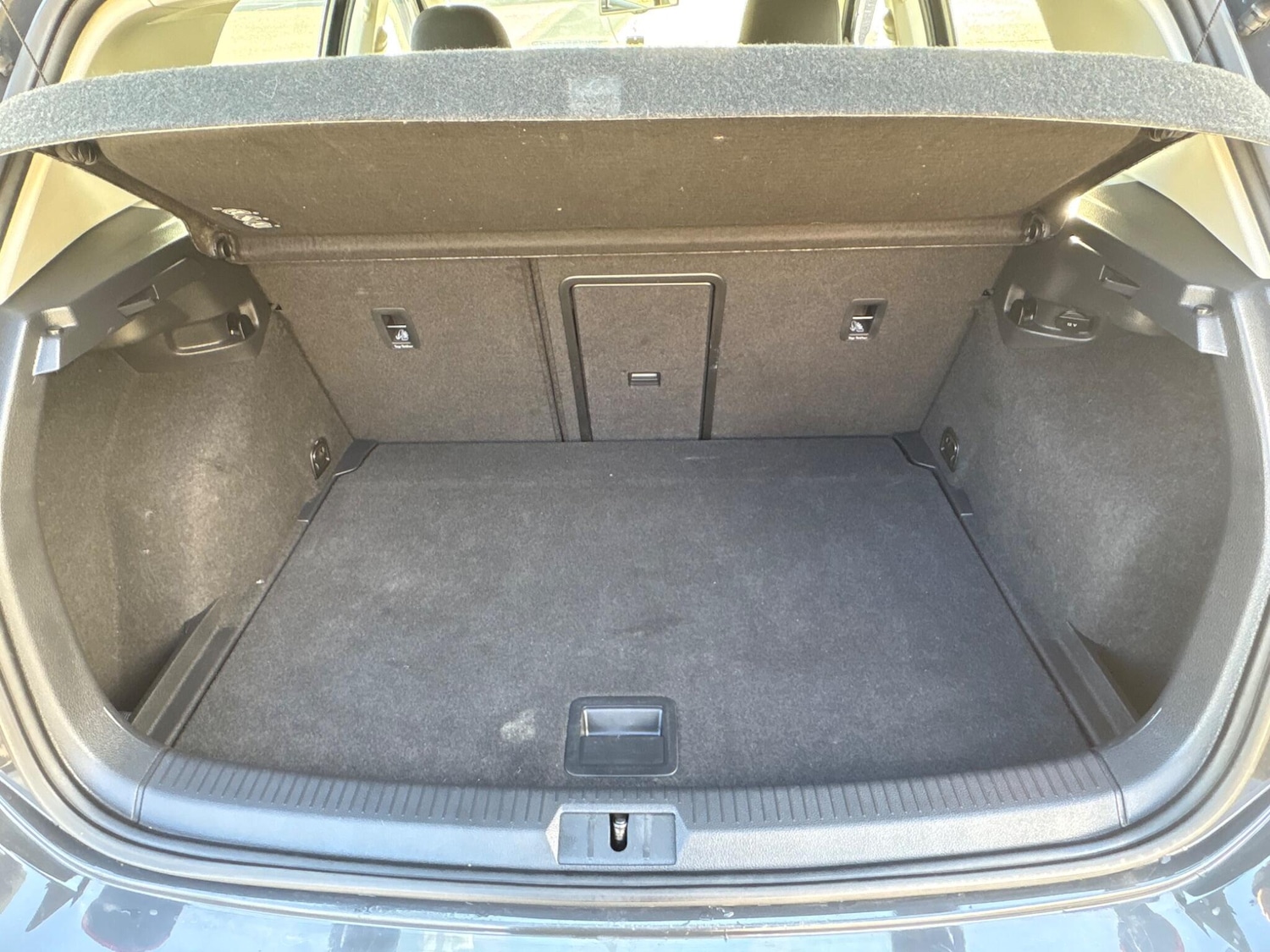 Used Volkswagen Golf 2014 for sale - 76370161: Photo 67