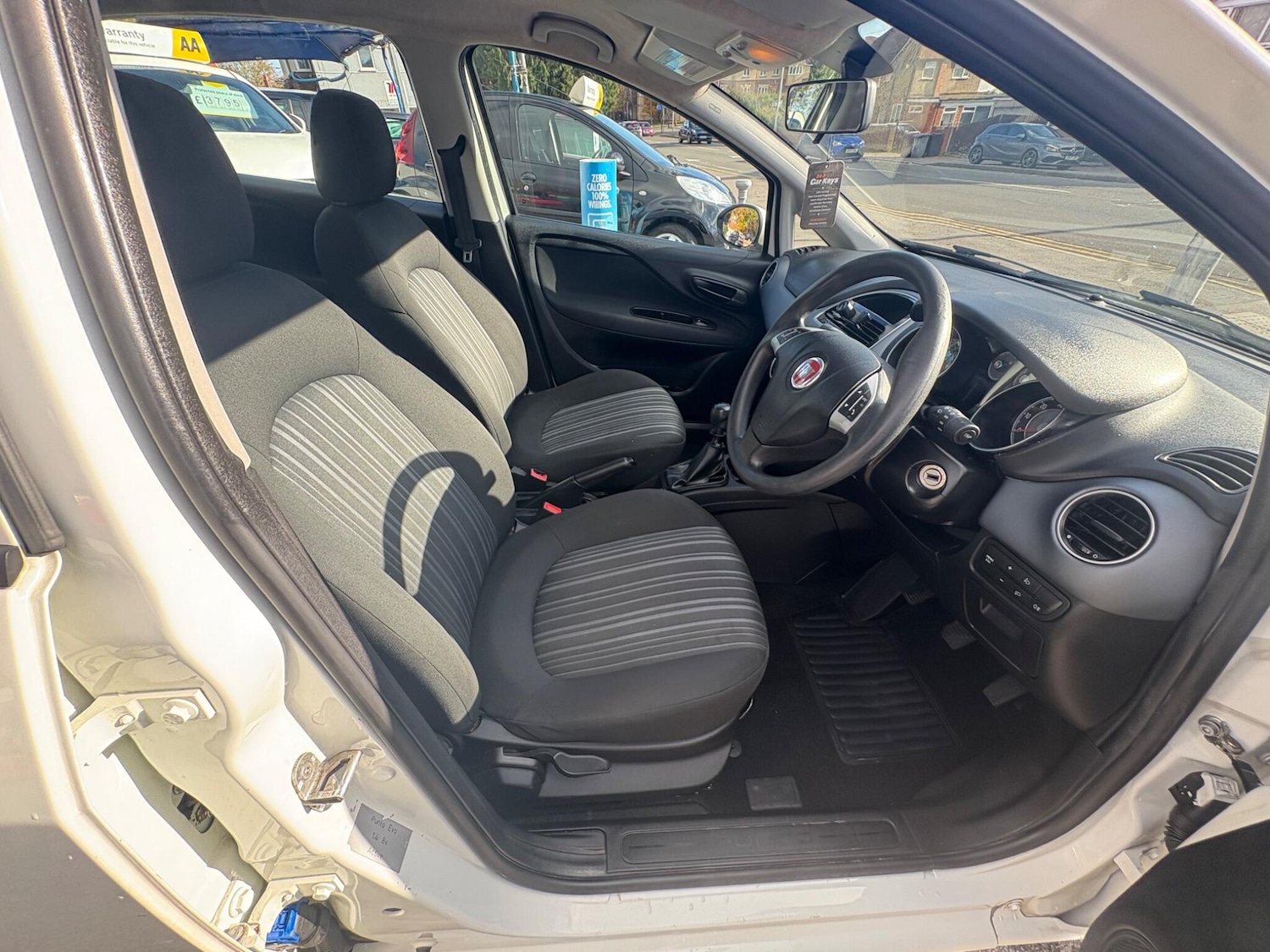 Used Fiat Punto Evo 2010 for sale - 76671680: Photo 21