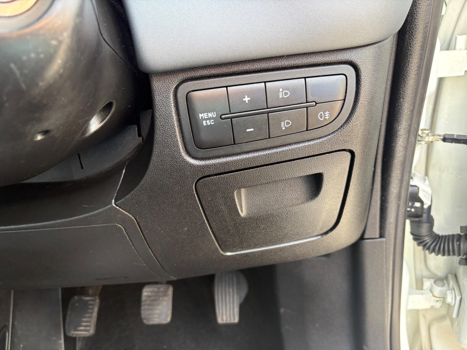 Used Fiat Punto Evo 2010 for sale - 76671680: Photo 30