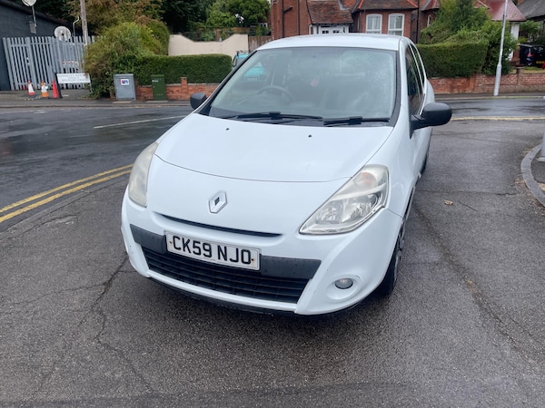 Used Renault Clio 2009 for sale - 74837765: Photo 10