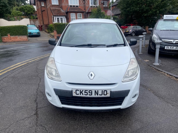 Used Renault Clio 2009 for sale - 74837765: Photo 11