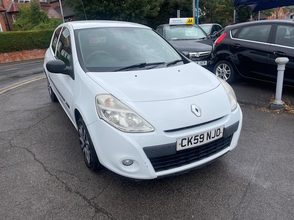 Used Renault Clio 2009 for sale - 74837765: Photo 1