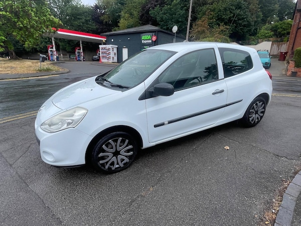 Used Renault Clio 2009 for sale - 74837765: Photo 3
