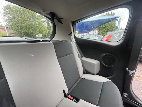 Used Renault Clio 2009 for sale - 74837765: Photo 40