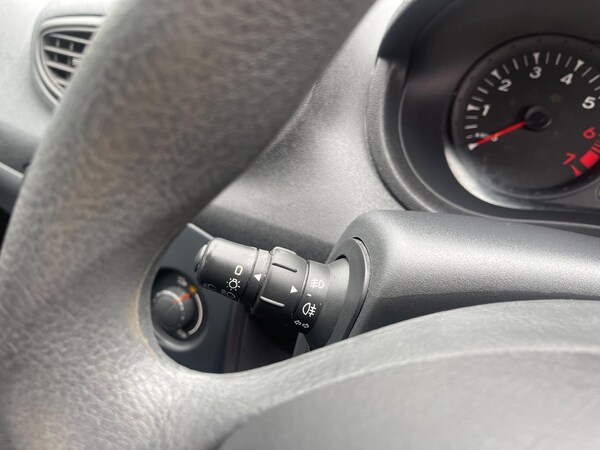 Used Renault Clio 2009 for sale - 74837765: Photo 48