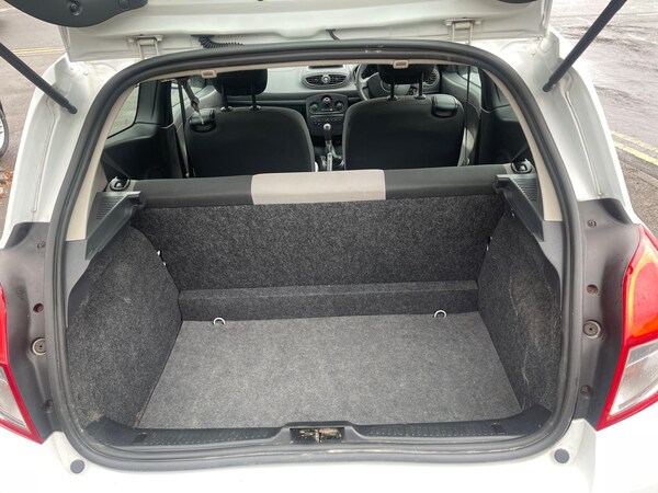 Used Renault Clio 2009 for sale - 74837765: Photo 63