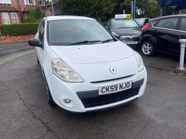 Used Renault Clio 2009 for sale - 74837765: Photo 95