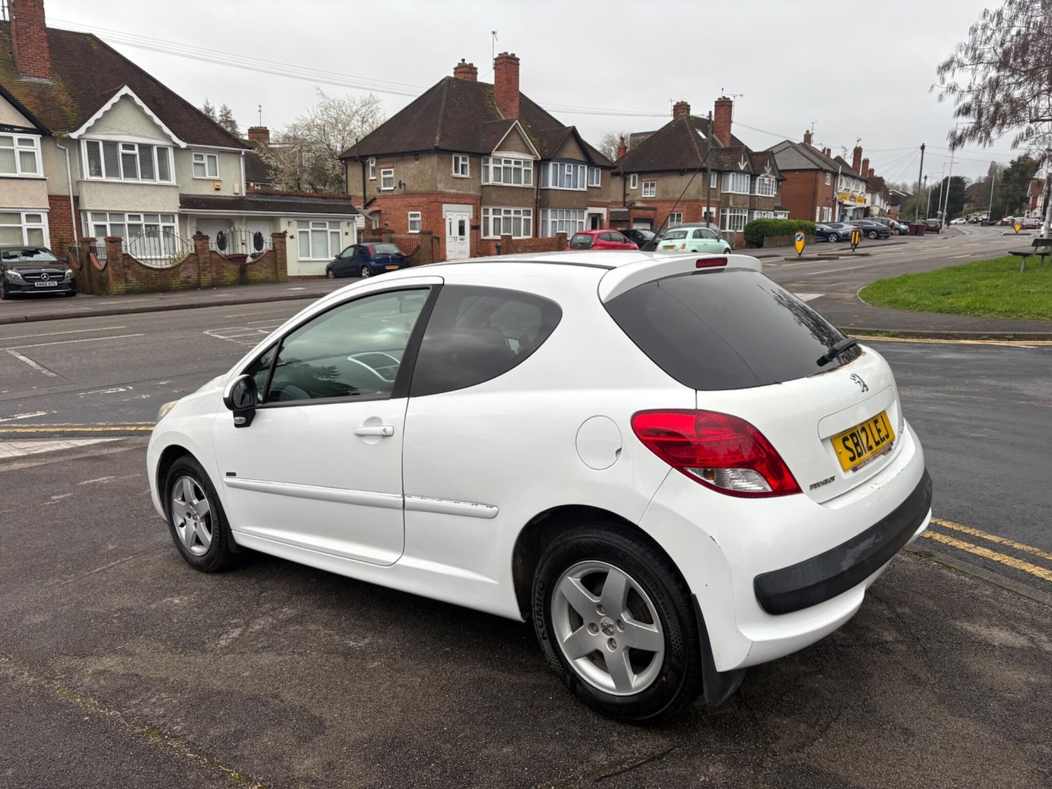 Used Peugeot 207 2012 for sale - 77632926: Photo 10