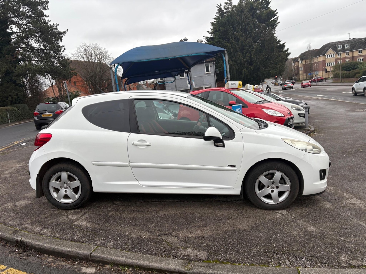 Used Peugeot 207 2012 for sale - 77632926: Photo 15