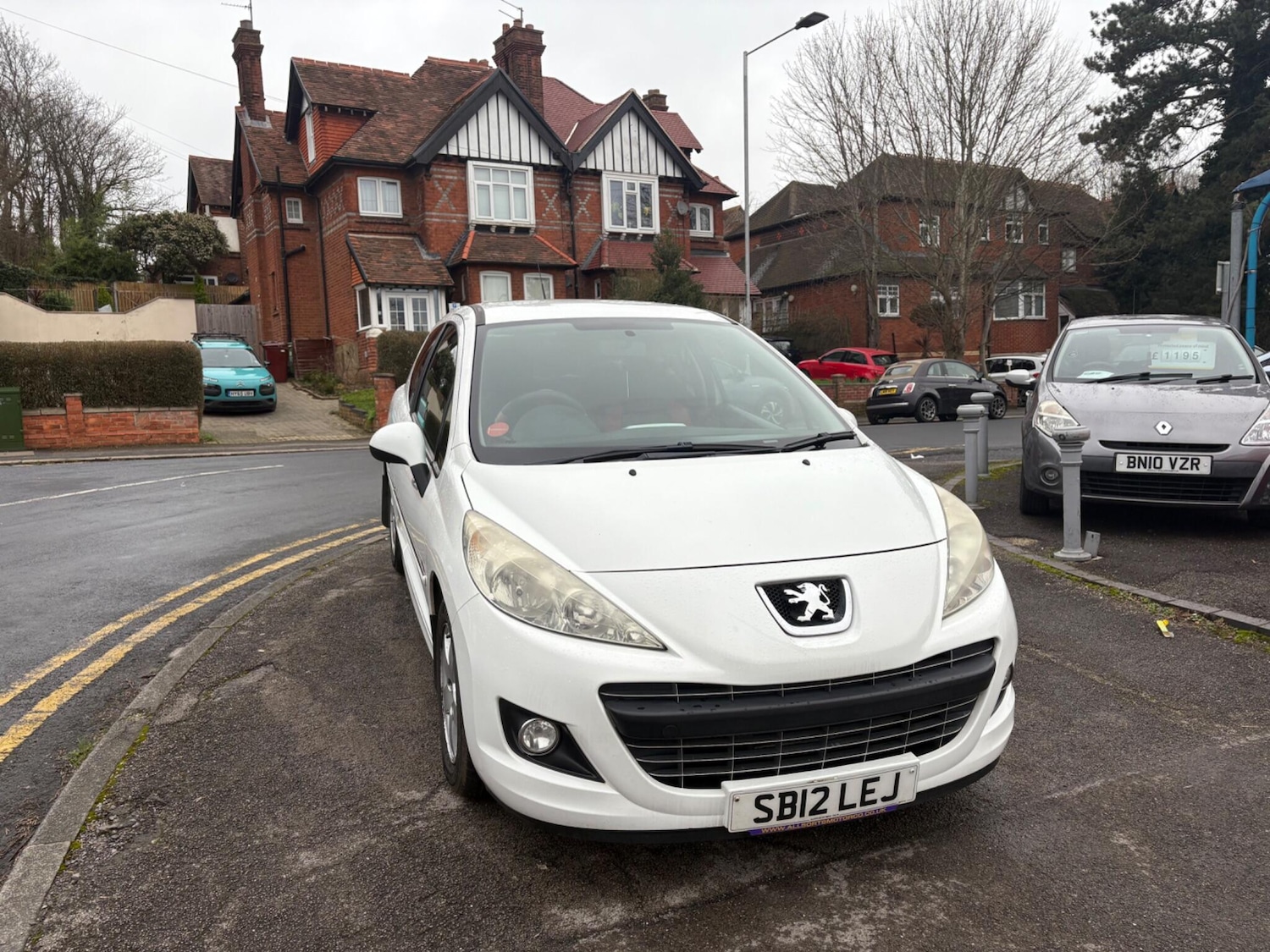 Used Peugeot 207 2012 for sale - 77632926: Photo 2