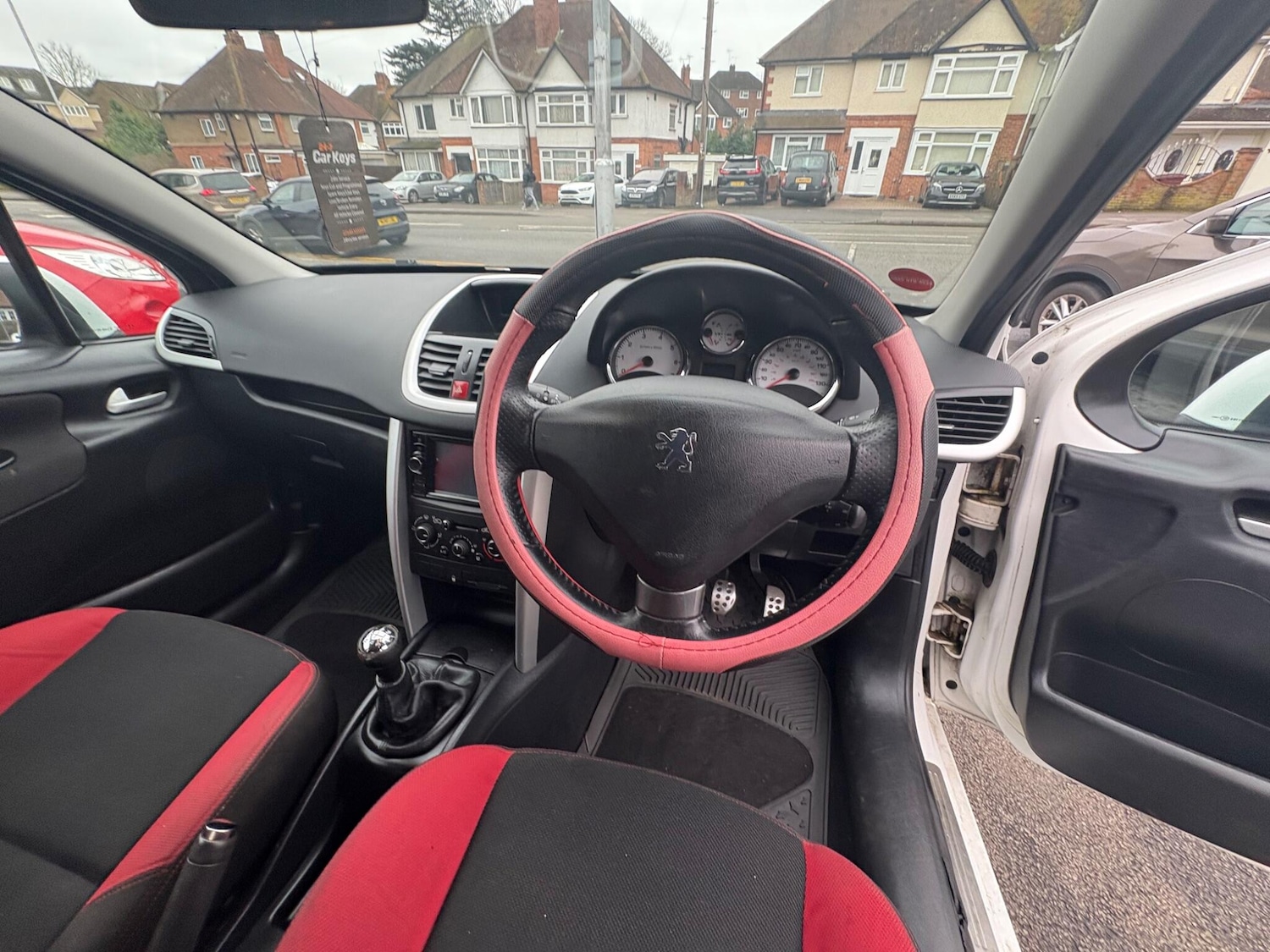 Used Peugeot 207 2012 for sale - 77632926: Photo 23