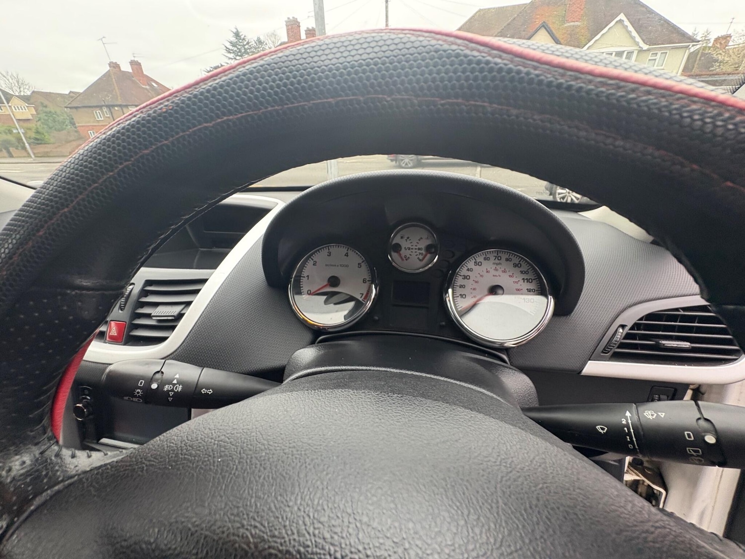 Used Peugeot 207 2012 for sale - 77632926: Photo 39