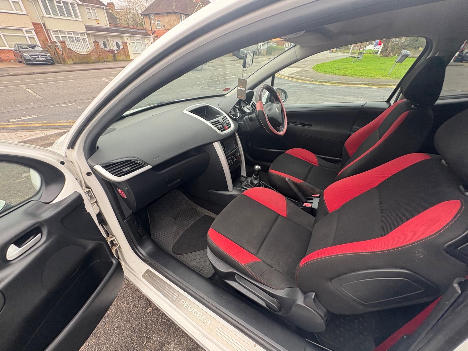 Used Peugeot 207 2012 for sale - 77632926: Photo 45