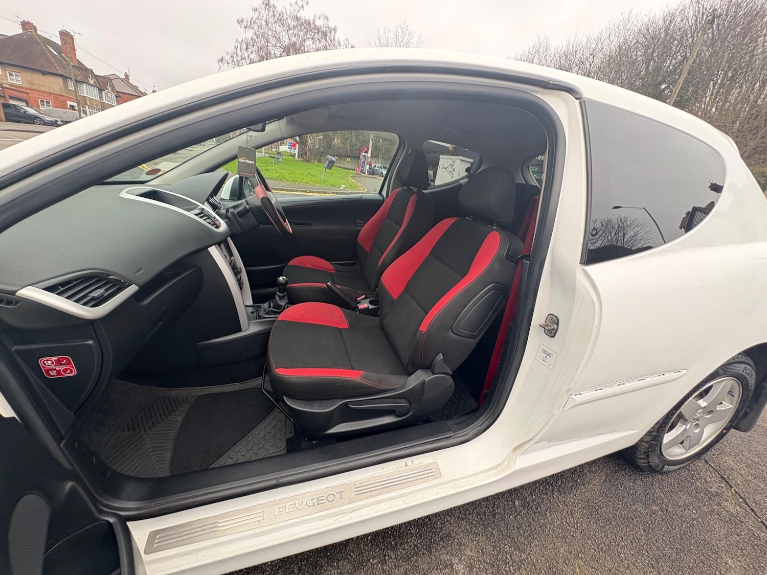 Used Peugeot 207 2012 for sale - 77632926: Photo 47