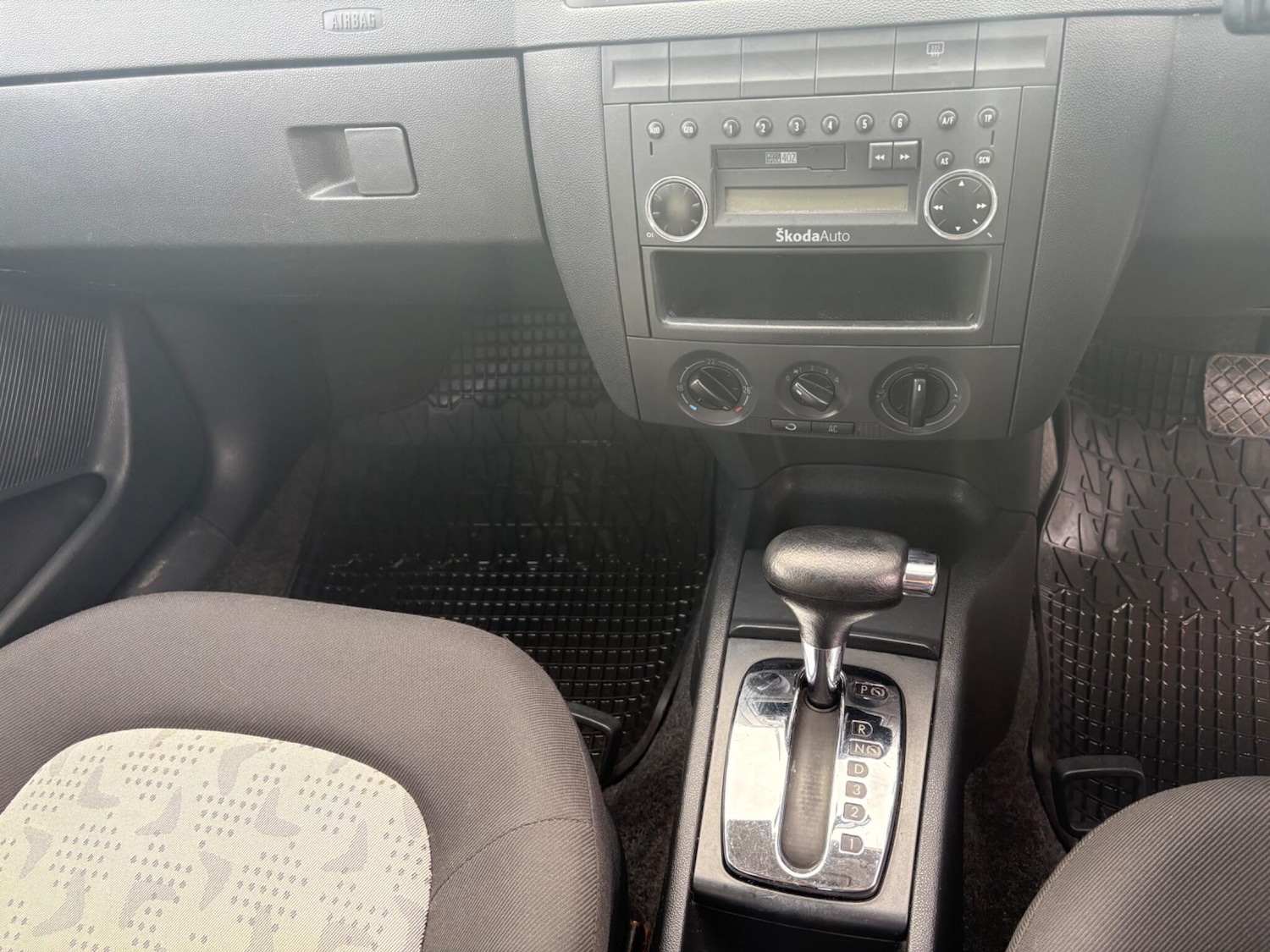 Used Skoda Fabia 2003 for sale - 76926937: Photo 18