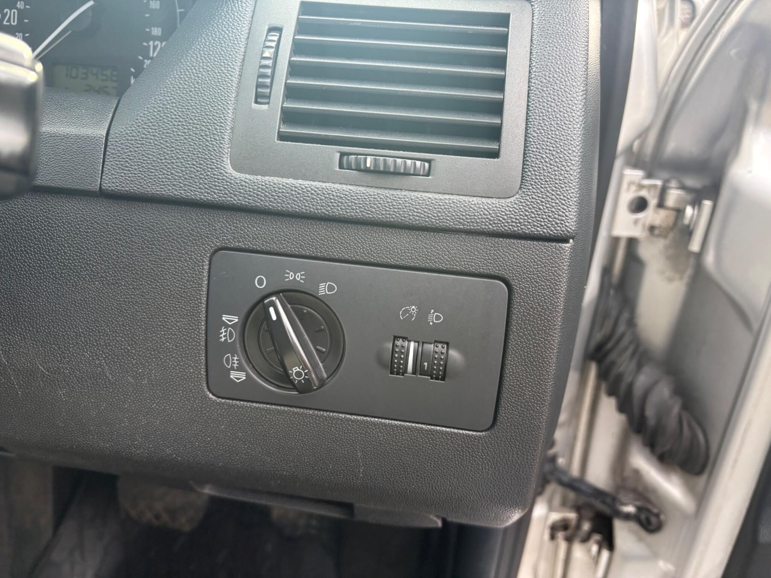 Used Skoda Fabia 2003 for sale - 76926937: Photo 38