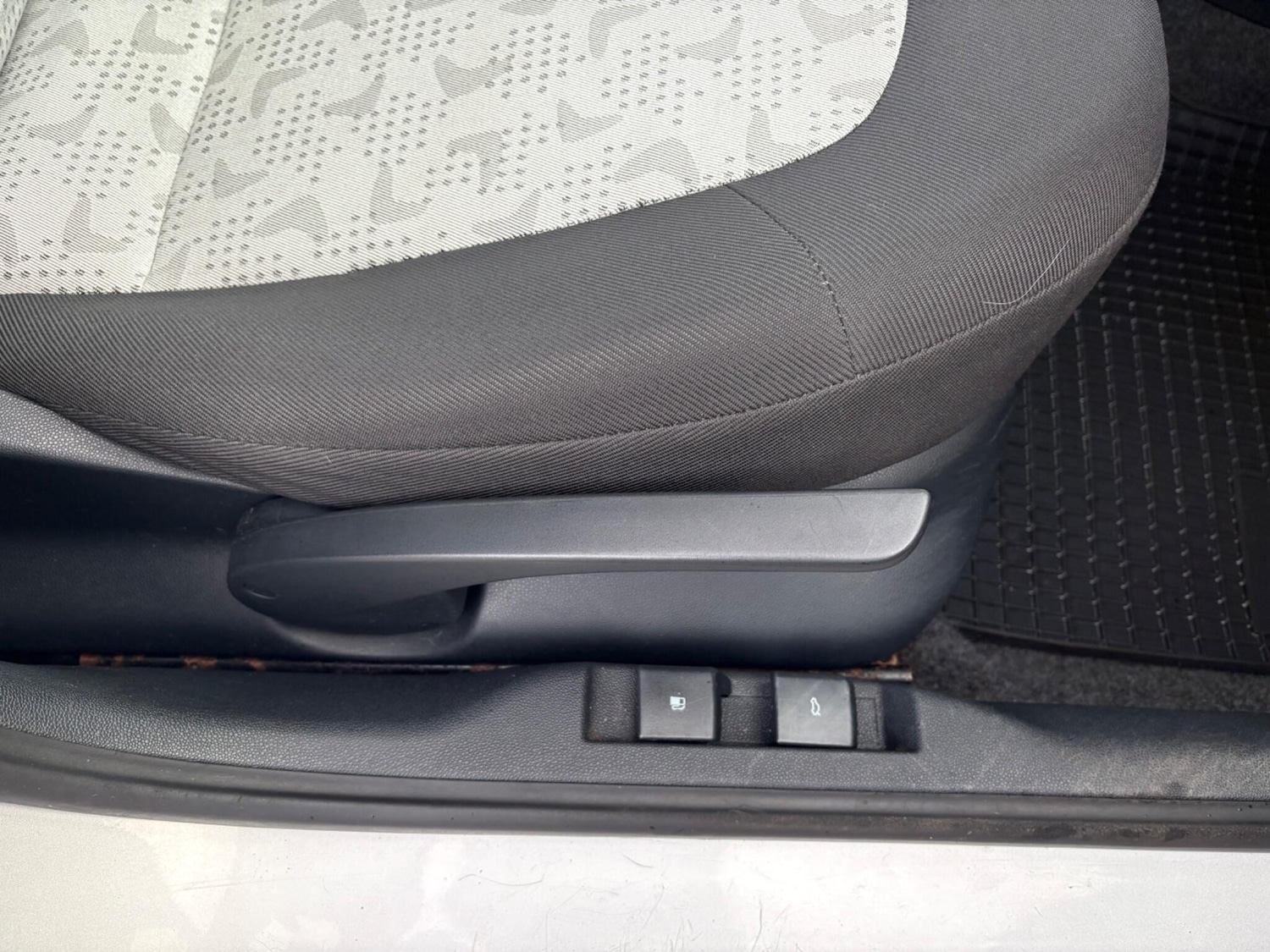 Used Skoda Fabia 2003 for sale - 76926937: Photo 77